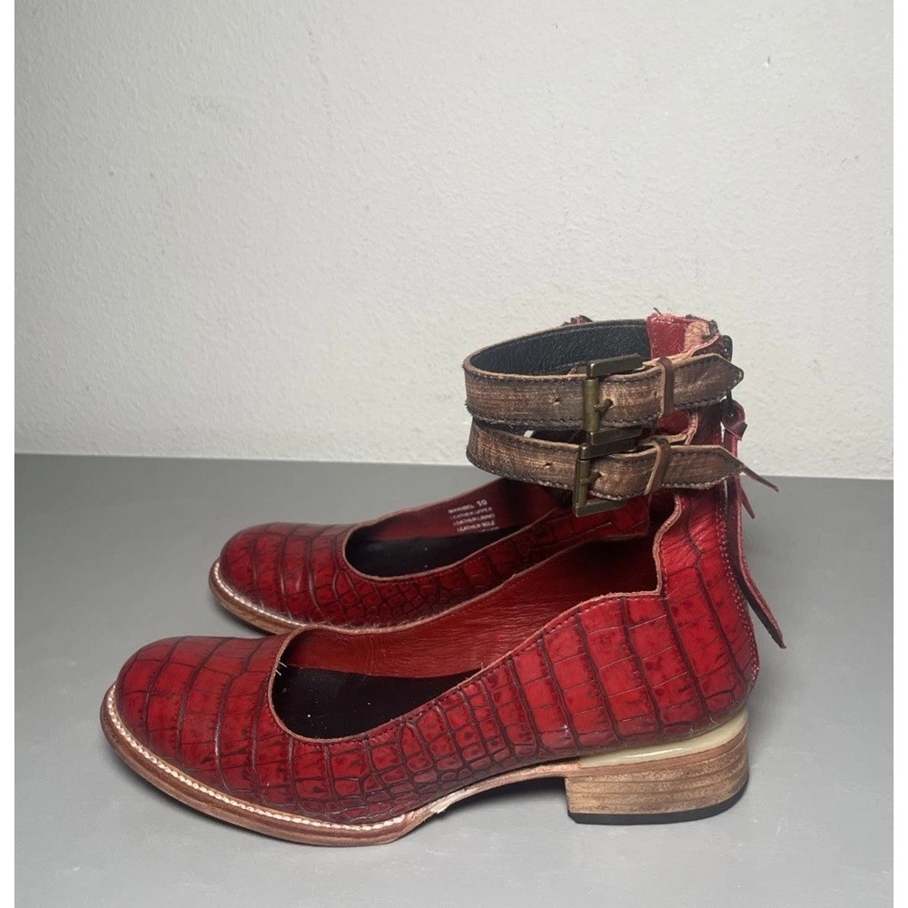 Freebird By Steven Maribel Ankle Strap Red Croc Leather Heel Shoe  Size 10